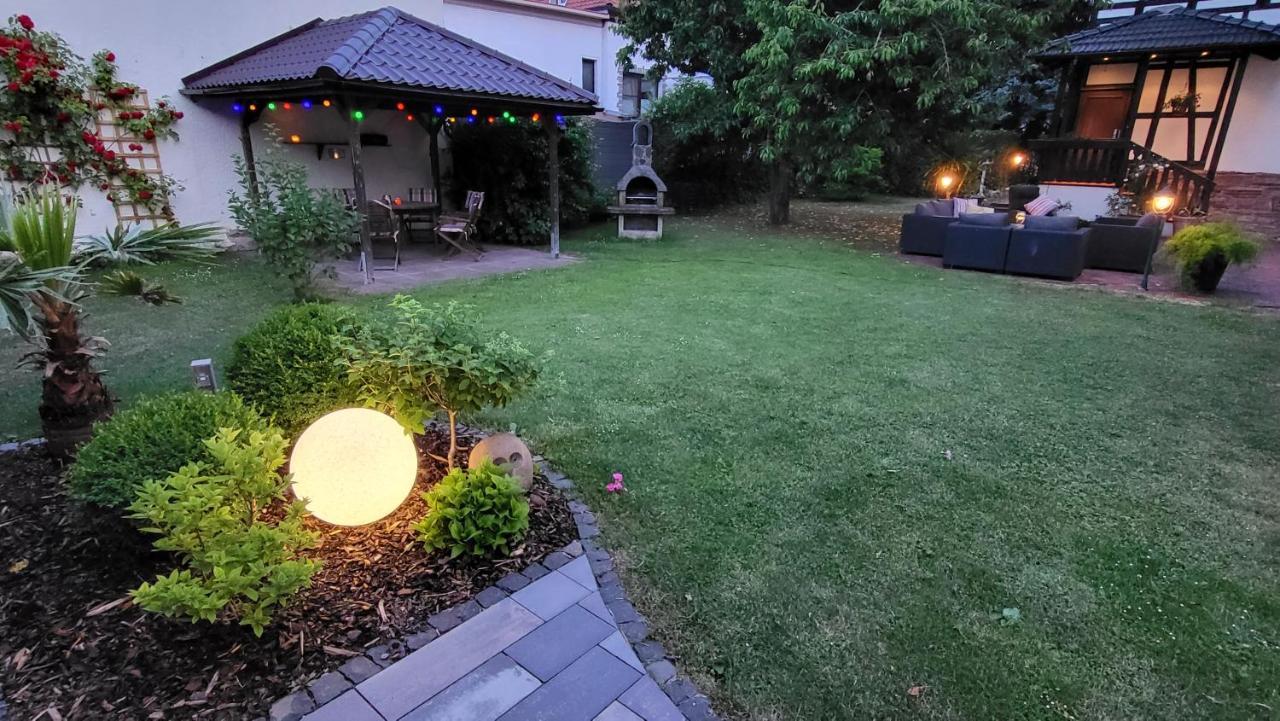 רודולשטאדט Apartments Am Saalebogen Mit Gartenterrasse, Grillkamin, Freie Parkplaetze מראה חיצוני תמונה
