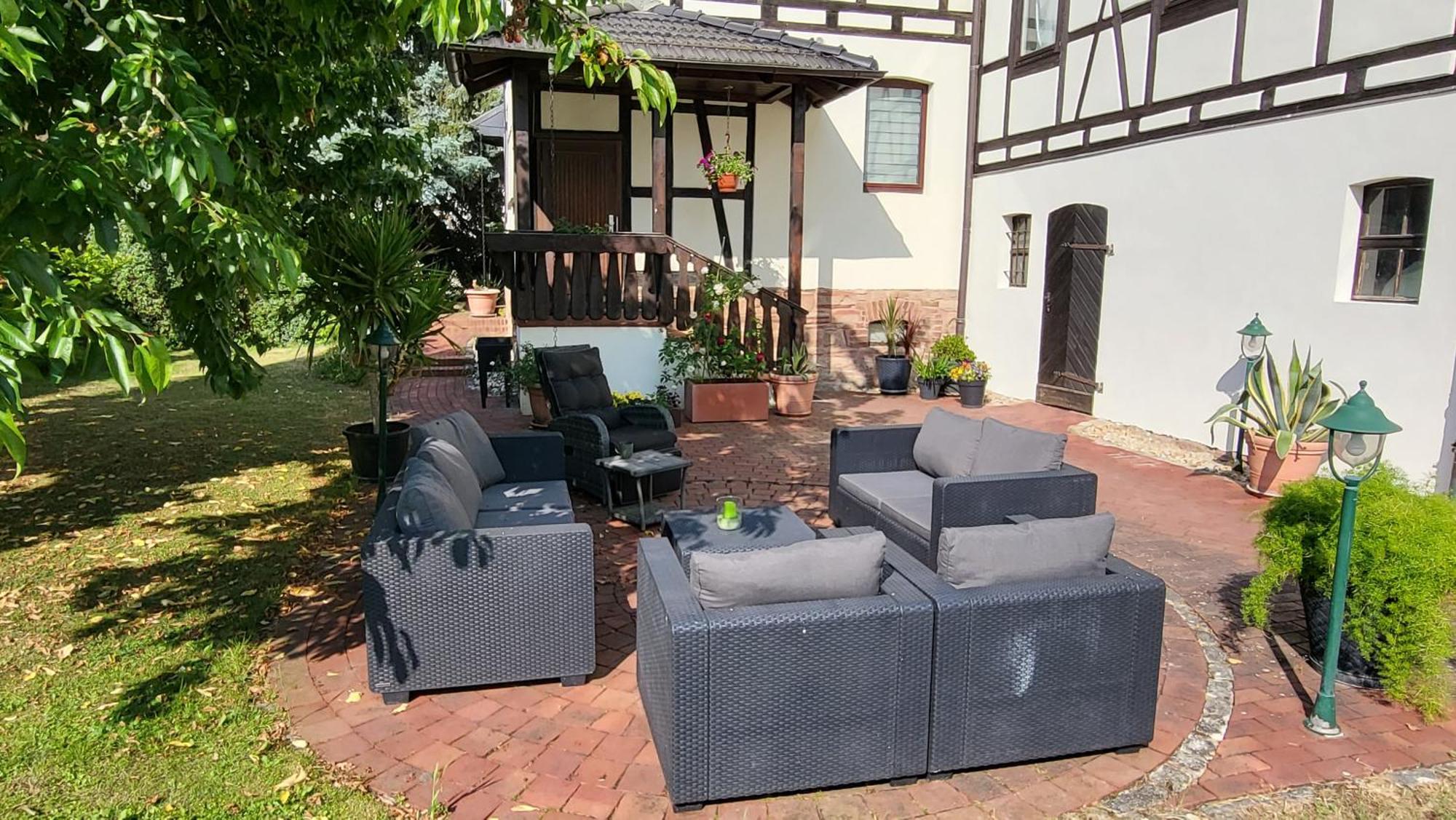 רודולשטאדט Apartments Am Saalebogen Mit Gartenterrasse, Grillkamin, Freie Parkplaetze מראה חיצוני תמונה